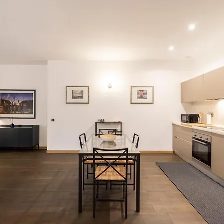 Living - Piazza Cln Centro Apartamento